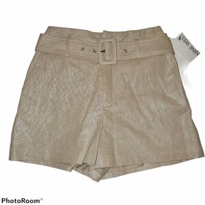 Nine West NEW Gold Metallic Belted Dress Shorts – Size X-Small